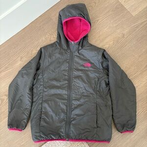 Girl’s North Face Reversible Mossbud Swirl Jacket Size Large